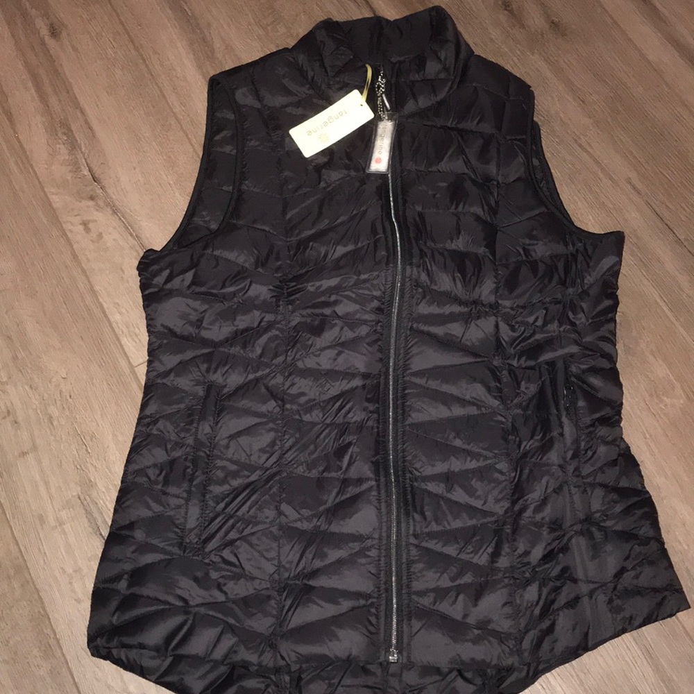 Juniors puffy vest